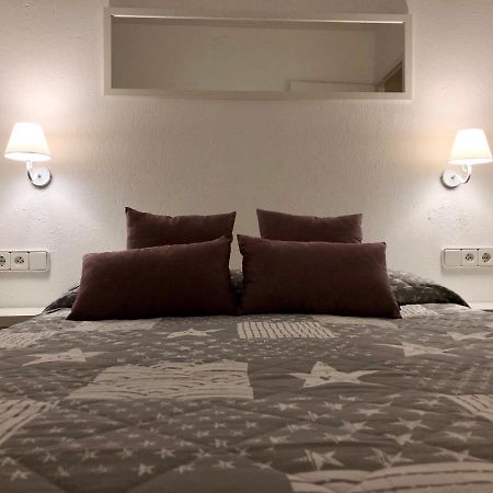 Apartaments S'Arenella カダケス 部屋 写真