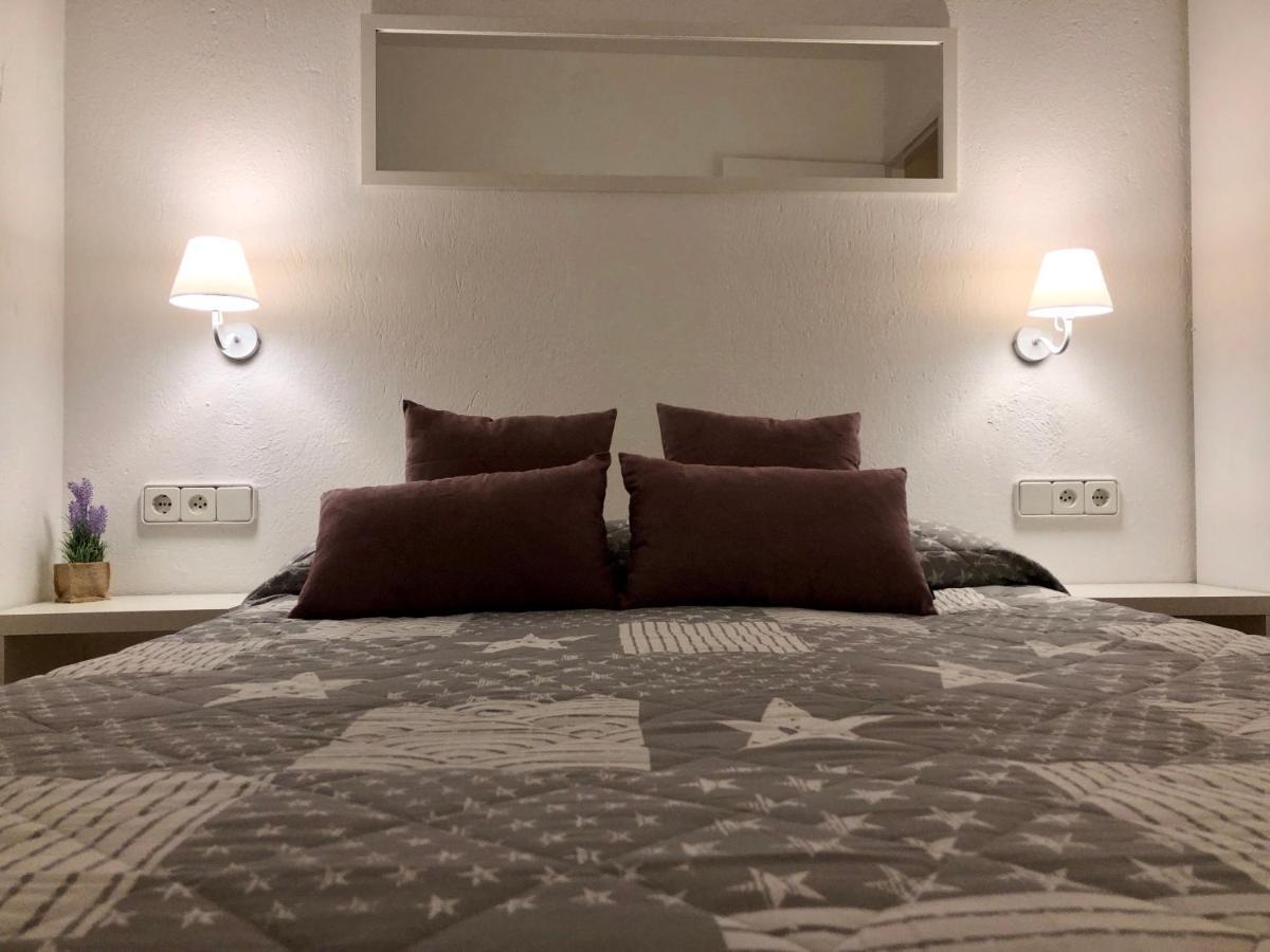 Apartaments S'Arenella カダケス 部屋 写真